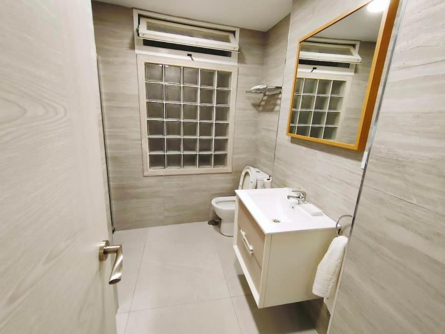 Apartamento En Centro Historico Cerca De La Playa Cádis Exterior foto